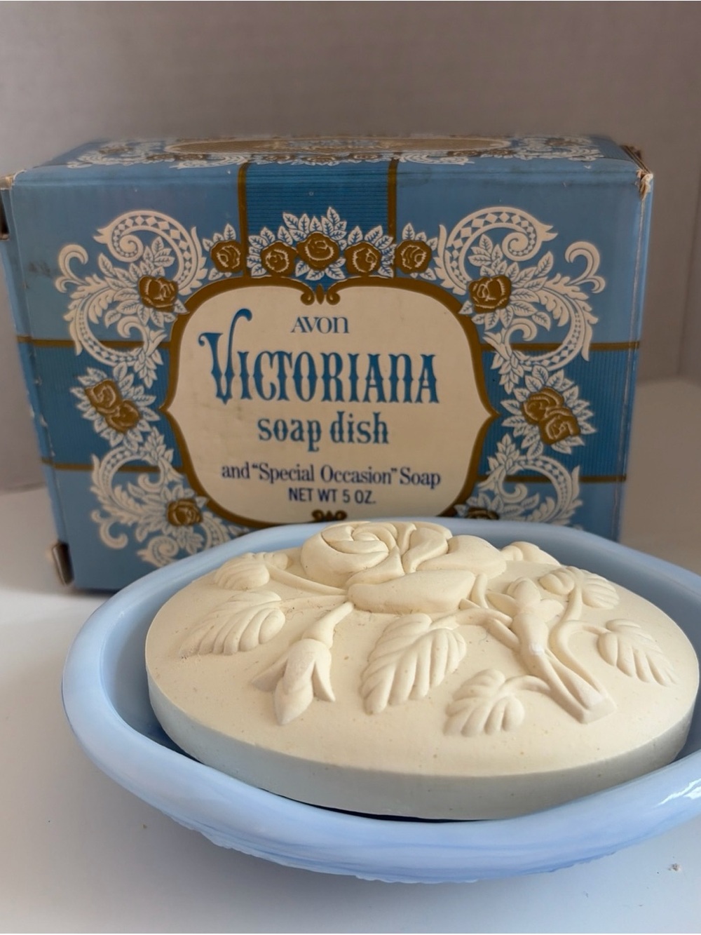 Avon Victoriana Blue Soap Dish with Cream Embossed Soap